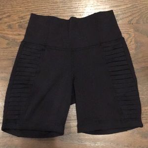 Lululemon biking shorts